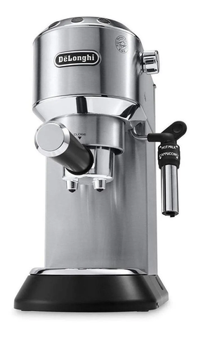 Cafetera DeLonghi de acero inoxidable